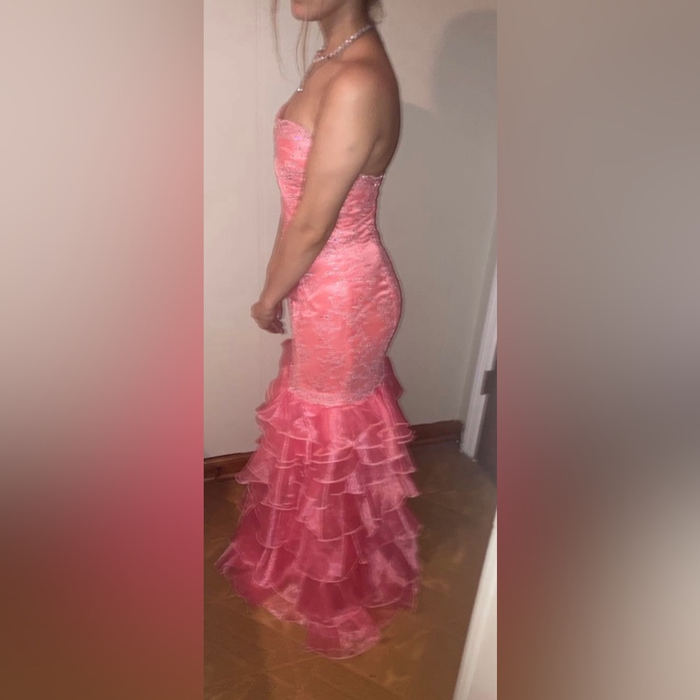 Elegant Pink Ruffled Gown - Picture 3 of 9